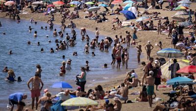 Spain's unemployment rate continues to fall as tourism boosts economy