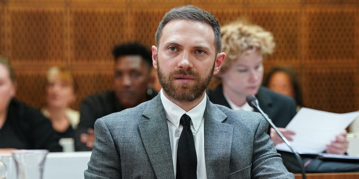 EastEnders airs Dean trial twist in early iPlayer release