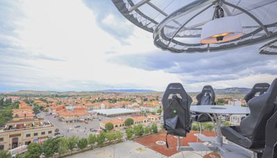 土耳其超刺激空中餐廳！懸吊40米高空吃飯 360度無遮蔽看紅河