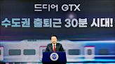 中英對照讀新聞》South Korea hopes new speed train links will help boost birthrate 南韓希望新的快速列車將有助提高生育率