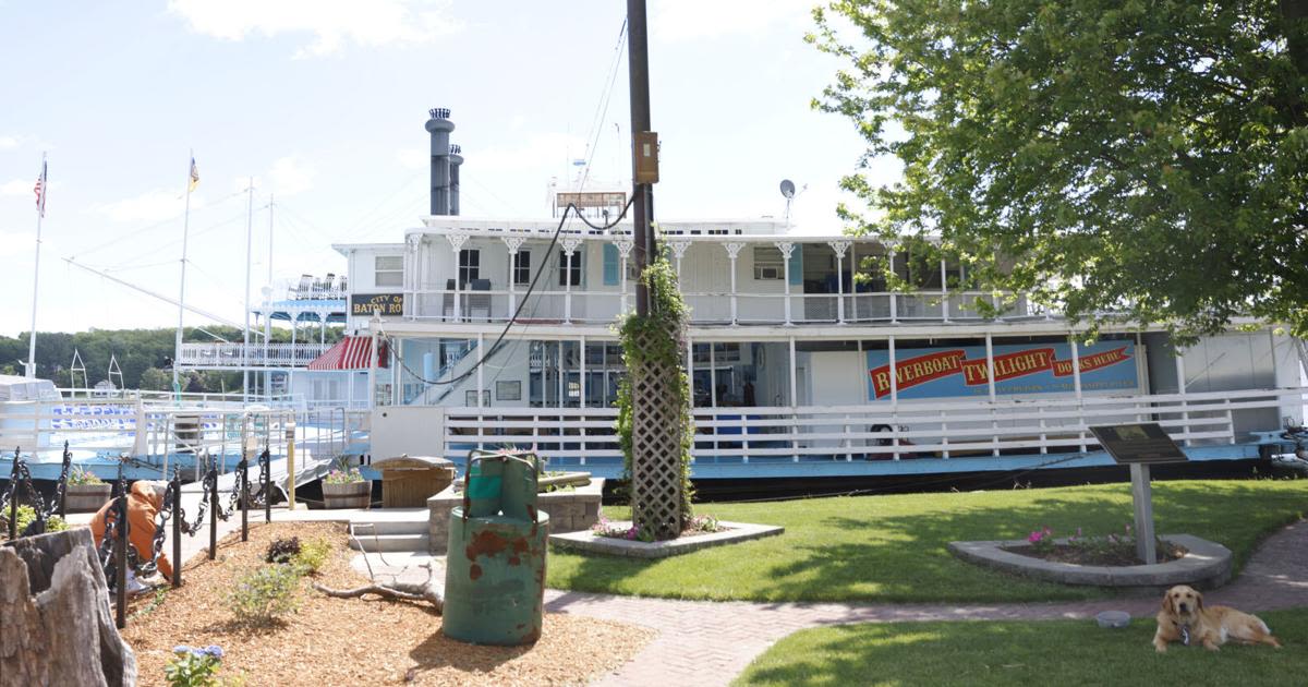 Riverboat Twilight sets sail on another season in LeClaire