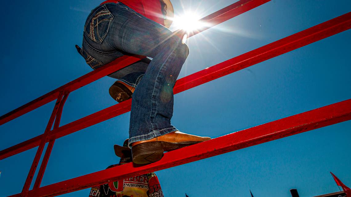 Dallas-Fort Worth under heat advisory; triple digits expected every day this week