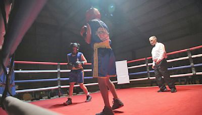 Púgiles de Punta Arenas y Río Gallegos se verán las caras en festival de boxeo