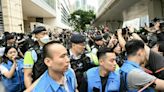 Hong Kong considera 14 réus culpados no maior julgamento contra o movimento pró-democracia