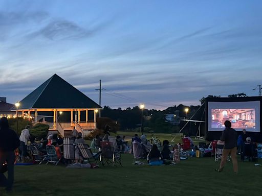 Old Town to host 'Christmas in July' movie night to benefit local food pantry