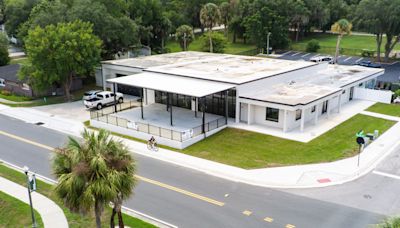 Beer, coffee, BBQ, pizza, live music all under one (former Ocala fire station) roof