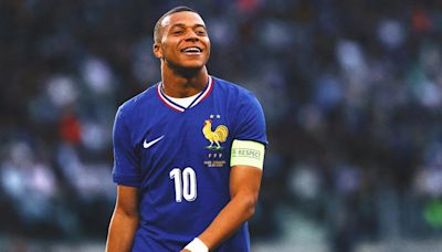 Kyialn Mbappé scores, assists two for France in first match since Real Madrid announcement