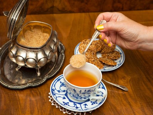 Why We Crave Sweet Snacks At Tea Time? Find Tips To Manage Sugar Cravings