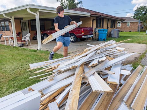 Power outages bring frustration to New Orleans residents post-Francine