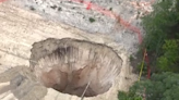 Massive hole opens up in Hernando County