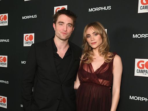 Suki Waterhouse Just Revealed Her “Very Intense” First Meeting With Robert Pattinson