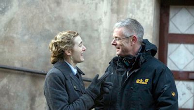 Kate Winslet Says ‘Nervous’ Stephen Daldry Told Her ‘I Haven’t Got a F***ing Clue’ While Directing ‘The Reader’