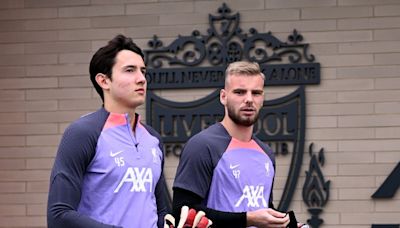 Liverpool goalkeeper returns early to fix Arne Slot problem after transfer plan is changed