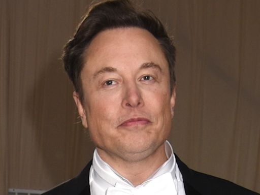 Elon Musk’s Warning: Is Your Passive Investing Strategy Aligned with the Future?