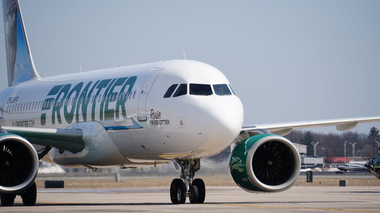 Frontier Airlines brings back phone support, eliminates change fees