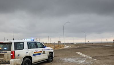 Man arrested at border after Edmonton sex trade workers attacked, robbed