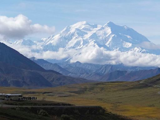 2 climbers suffering from hypothermia await rescue off Denali, North America's tallest mountain