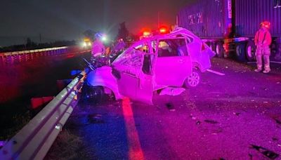 Mueren 4 tras choque en autopista GDL - Colima