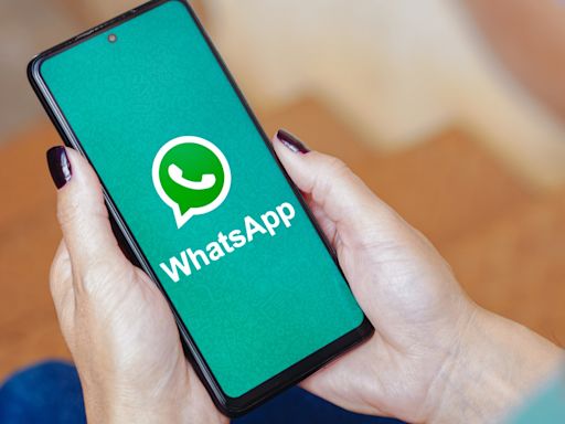 WhatsApp adds hidden trick but users fear it could lead to 'embarrassing' texts