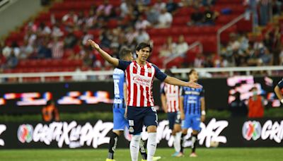 JJ Macías abre la puerta para salir de Chivas