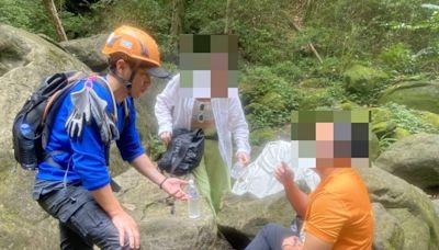 泰國籍登山客瑞芳三貂嶺瀑布跌倒脫臼 消防人員緊急上山救援｜壹蘋新聞網