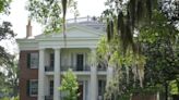 'Christmas in Natchez' is the place to be according to HGTV. Read details here