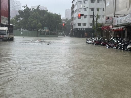 颱風凱米雨量不亞於莫拉克 鄭明典：西南河谷地形雨下更大、更久