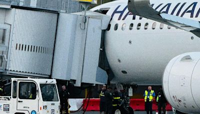 SFO jet bridge fails, collapses on plane