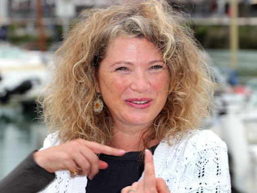 Festival de la Fiction de La Rochelle 2024 : France Télévisions rafle (presque) tout, Cécile Bois sacrée meilleure actrice pour "Signalements"