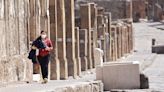 In Pompeii, archaeologists find children's sketches of gladiators