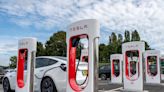 Tesla is having trouble wooing new EV shoppers