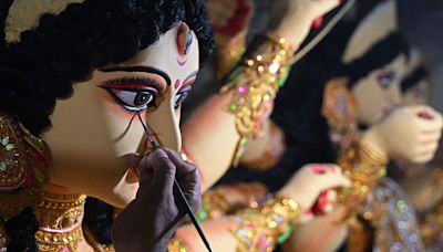 Shubho Mahalaya 2024: Here are WhatsApp, Facebook wishes and images to share with your loved ones | Today News