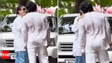 Kareena Kapoor-Saif Ali Khan exude couple goals as they get spotted sharing a sweet kiss; fans are all hearts | Hindi Movie News - Times of India