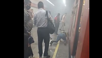 Metro CDMX hoy, reportan humo y desalojo de tren en Línea 7