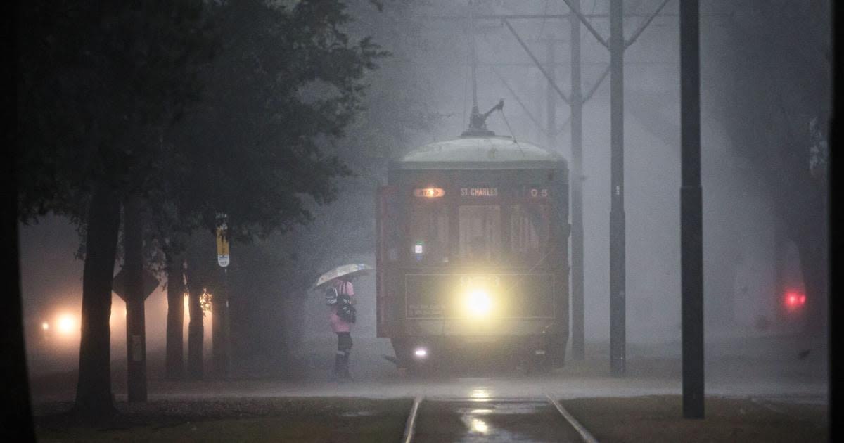 Love New Orleans' streetcars? Here's everything you need to know about their history.