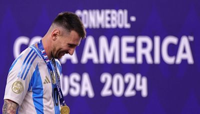 Lionel Messi reaparece tras la lesión y el bicampeonato de América: “Logramos el objetivo y Fide nos deja, pero con otra Copa” - La Tercera