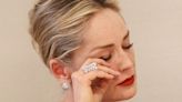 Sharon Stone reveló quién fue la única persona que la acompañó cuando estuvo al borde de la muerte y todo se desmoronaba a su alrededor