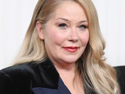 Christina Applegate Reveals the “Only Plastic Surgery” Procedure She's Had Done - E! Online