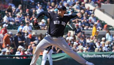 Red Sox Could Take Chance On Ex-Yankees Hurler To Add Much-Needed Lefty