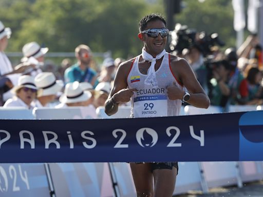 El increíble esprint de Daniel Pintado hacia la gloria bajo la Torre Eiffel: primer oro para Ecuador en París 2024