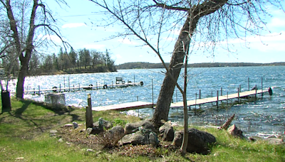 Minnesota resort prepares for state's fishing opener.