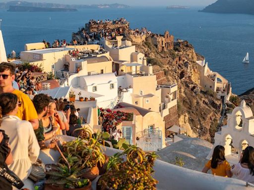 ‘Worst season ever’: How things got ugly on Greece’s ‘Instagram island’
