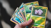 Empleado roba $1.5 MDP en cartas Pokémon y las esconde en casa de su madre