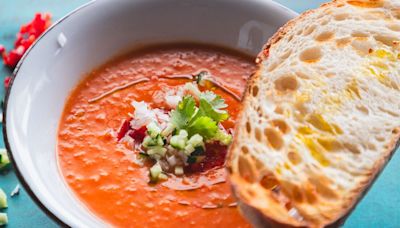 Tomato soup is ready in five minutes with 'miracle' recipe - and no chopping