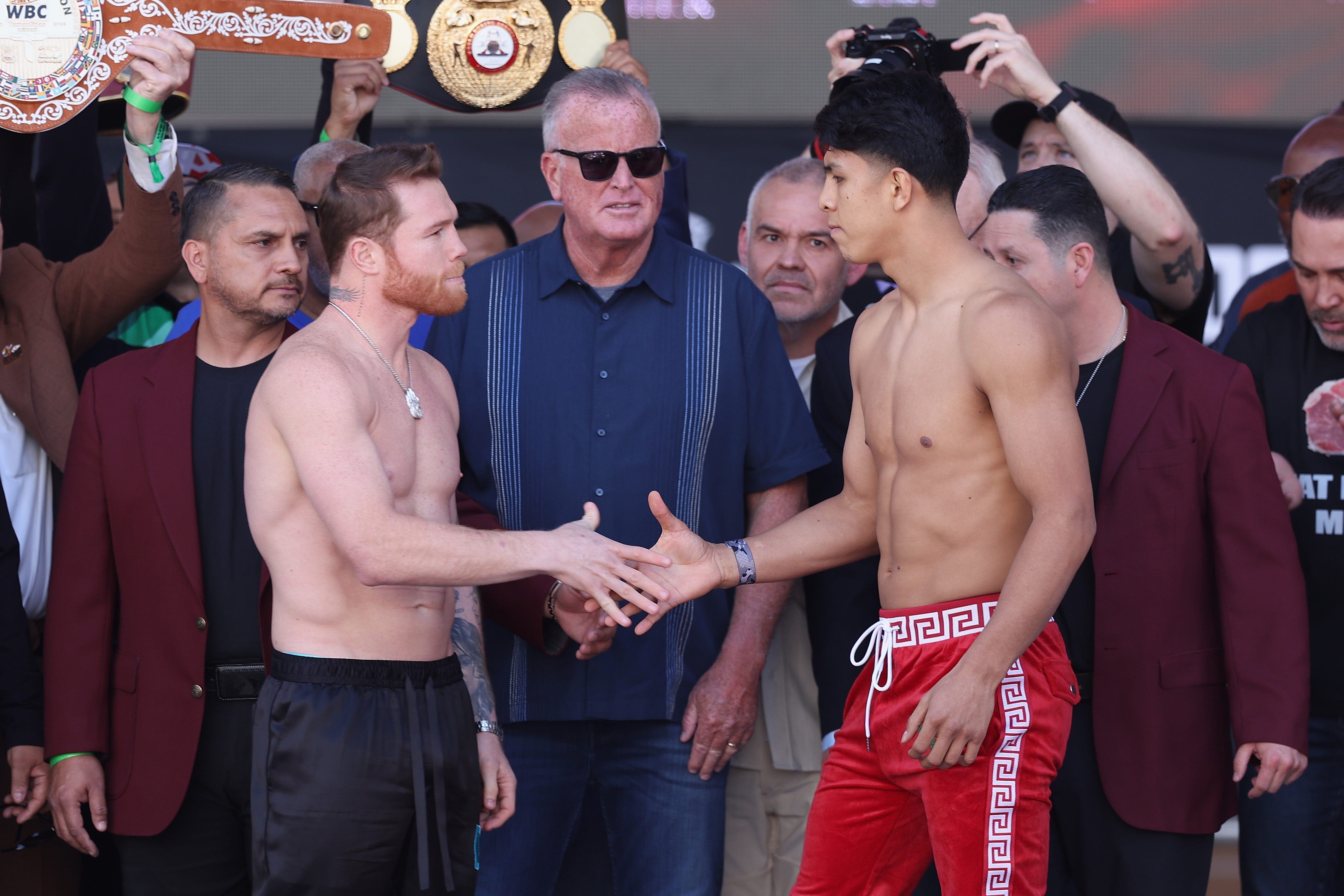 Canelo Álvarez vs Jaime Munguía fight live updates: Predictions, how to stream, PPV watch info