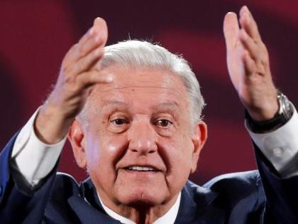 Propuesta de López Obrador para desaparecer organismos autónomos y reducir gastos