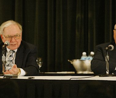 Mastering Succession: Insights from Berkshire Hathaway's Playbook