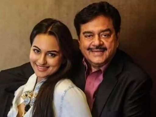 Sonakshi Sinha reflects on growing up as Shatrughan Sinha’s daughter: 'There were no paparazzi constantly following me or my family' - Times of India