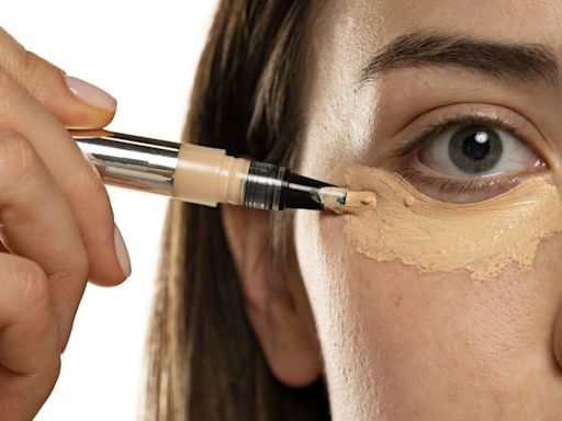 15 Beauty Mistakes That Are Secretly Aging You