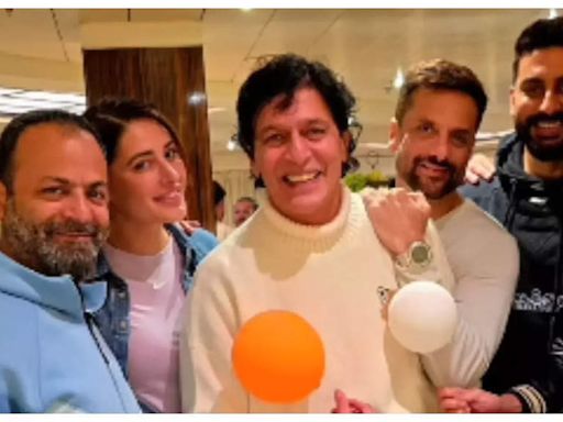 ...Panday celebrates his 62nd birthday with Abhishek Bachchan, Fardeen...sets of the film- WATCH | Hindi Movie News - Times...